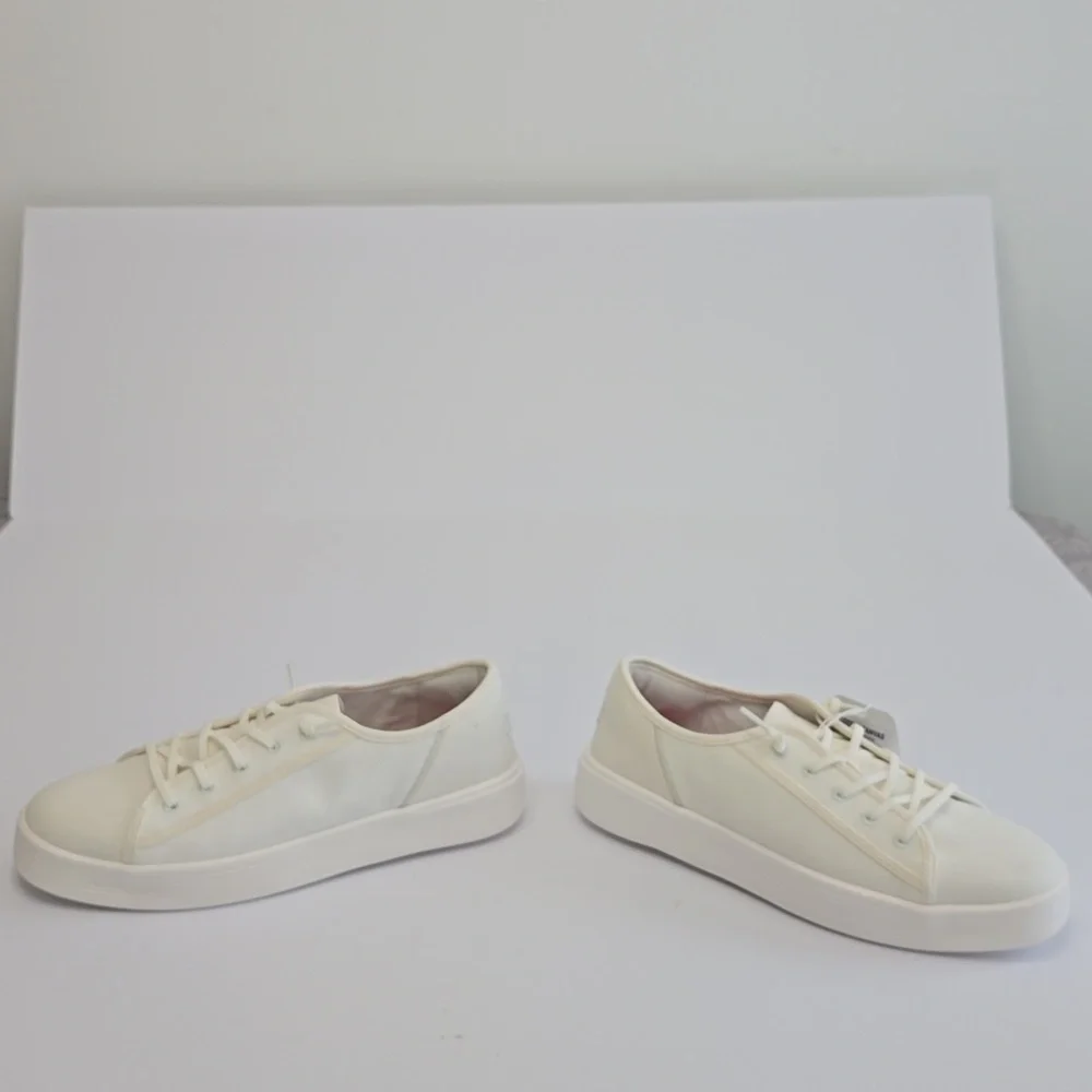 NWT Hey Dude Cody M Canvas White Lace Up Shoes Sneakers Size 9 - Picture 14 of 15
